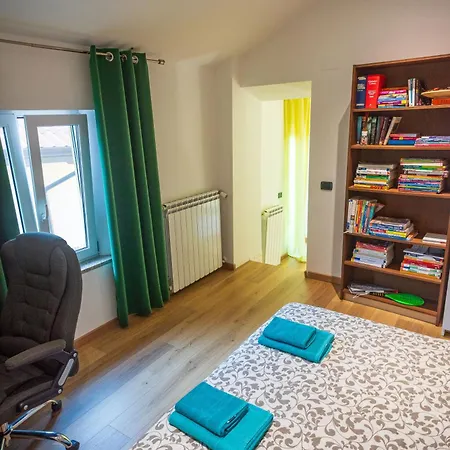 Casa Con Piscina,area Giochi Bambini. Вилла