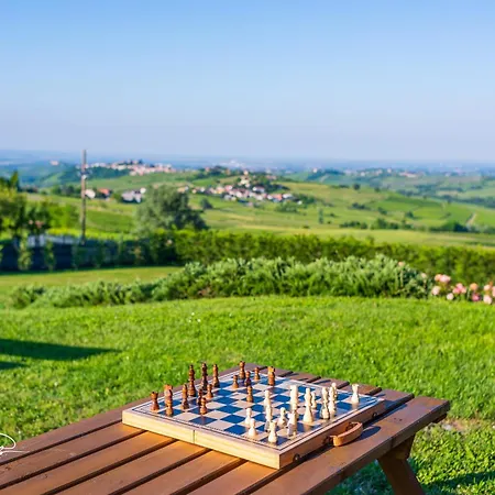 Casa Con Piscina,area Giochi Bambini. Вилла